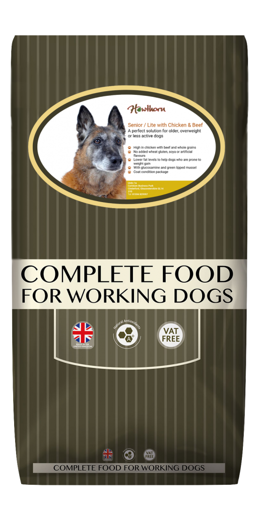 High-quality senior light chicken and beef dog food, with high protein for working dogs chosen by us for its great value bag